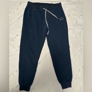 FIGS Zamora jogger scrub pants. In great condition.
